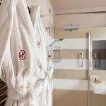 维多利亚酒店 4*