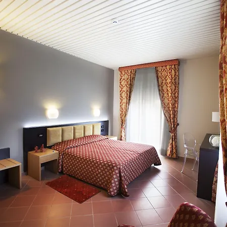 ヴィットーリア 4*