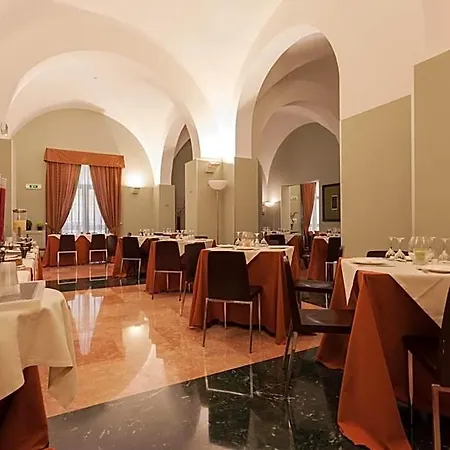 Vittoria Hotel