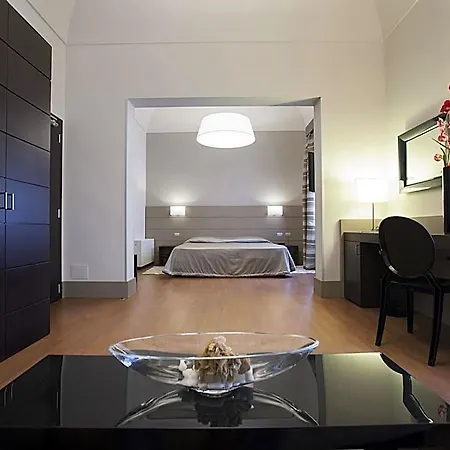 Vittoria 4*