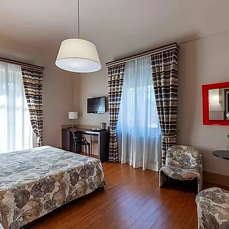 Vittoria Hotel 4*