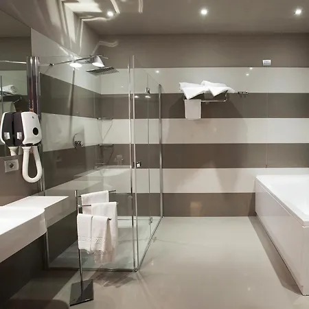 Vittoria Hotel 4*